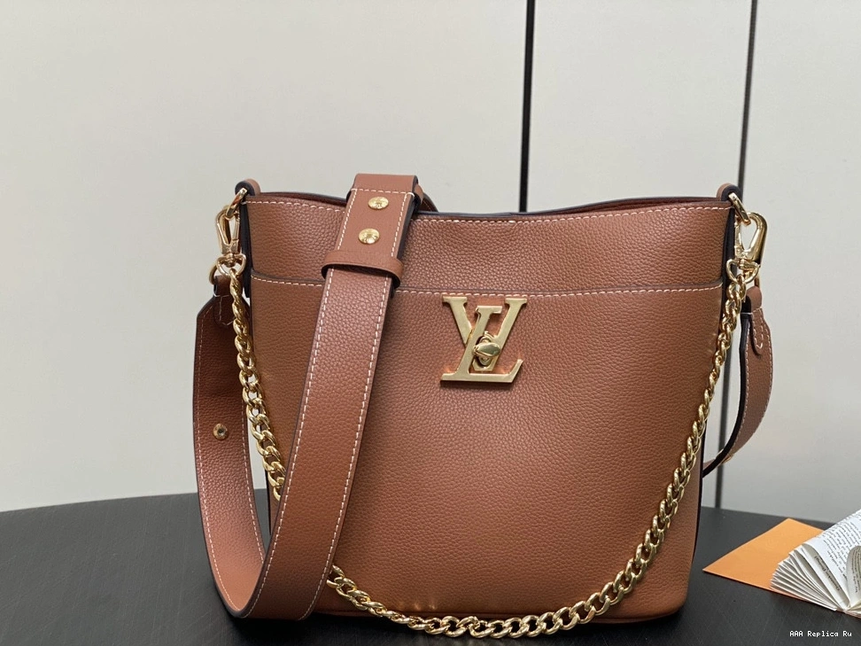 AAA Pruses Bags x Lock 12CM x and 20.5 20 LOUIS Walk - VUITTON 0814